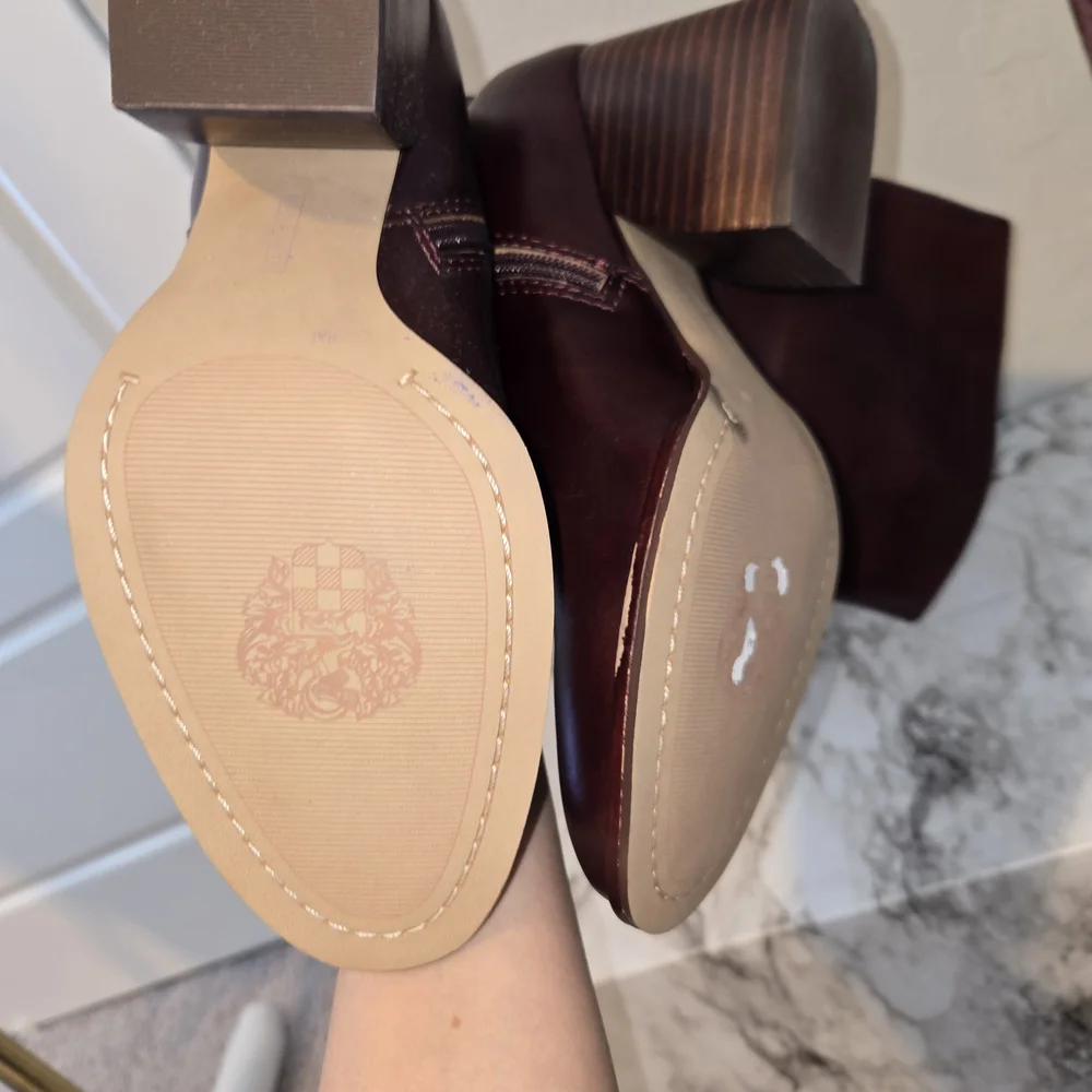 Vince Camuto reposhing this